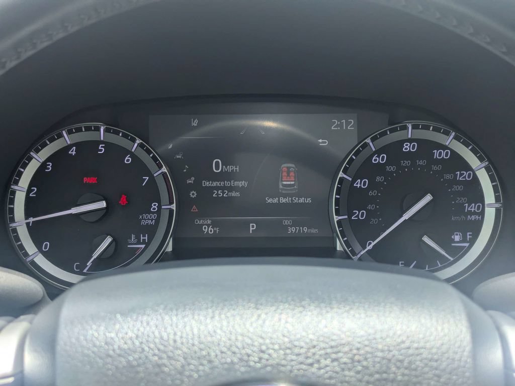 Used 2022 Toyota Highlander Limited FWD image 31