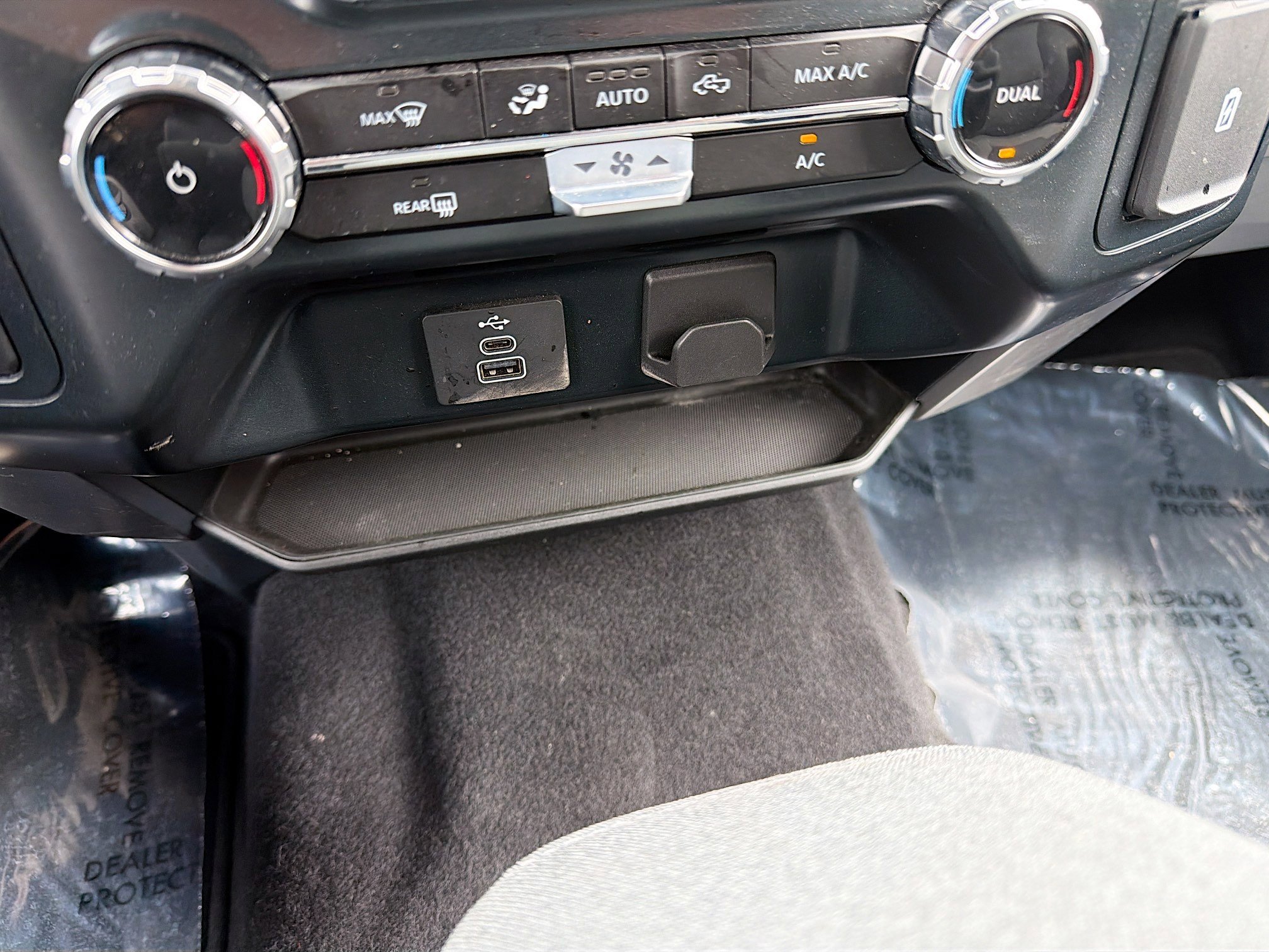 Used 2025 Ford F150 XLT w/ Equipment Group 301A Standard image 28