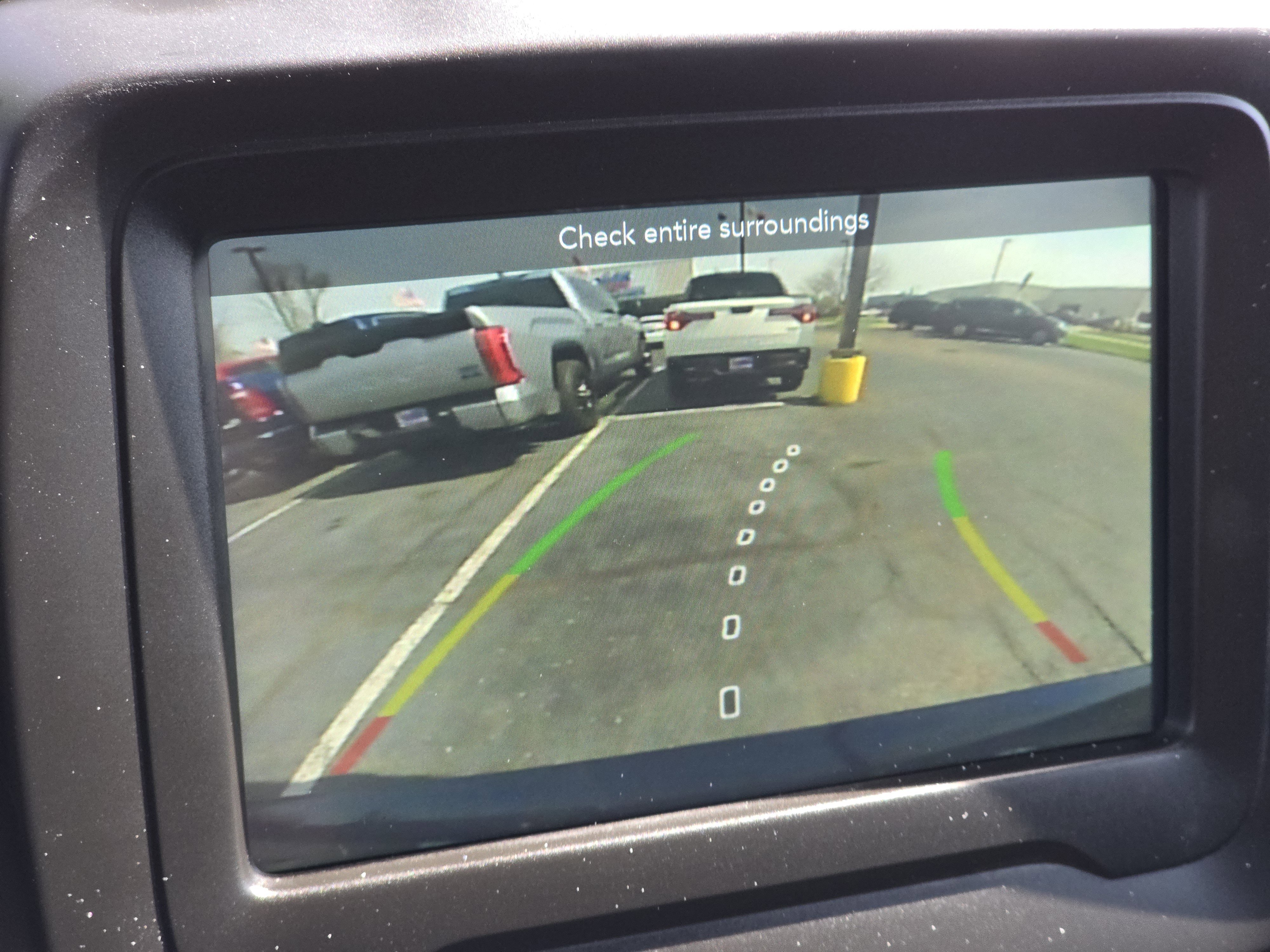 Used 2020 Jeep Renegade Latitude w/ Cold Weather Group image 9