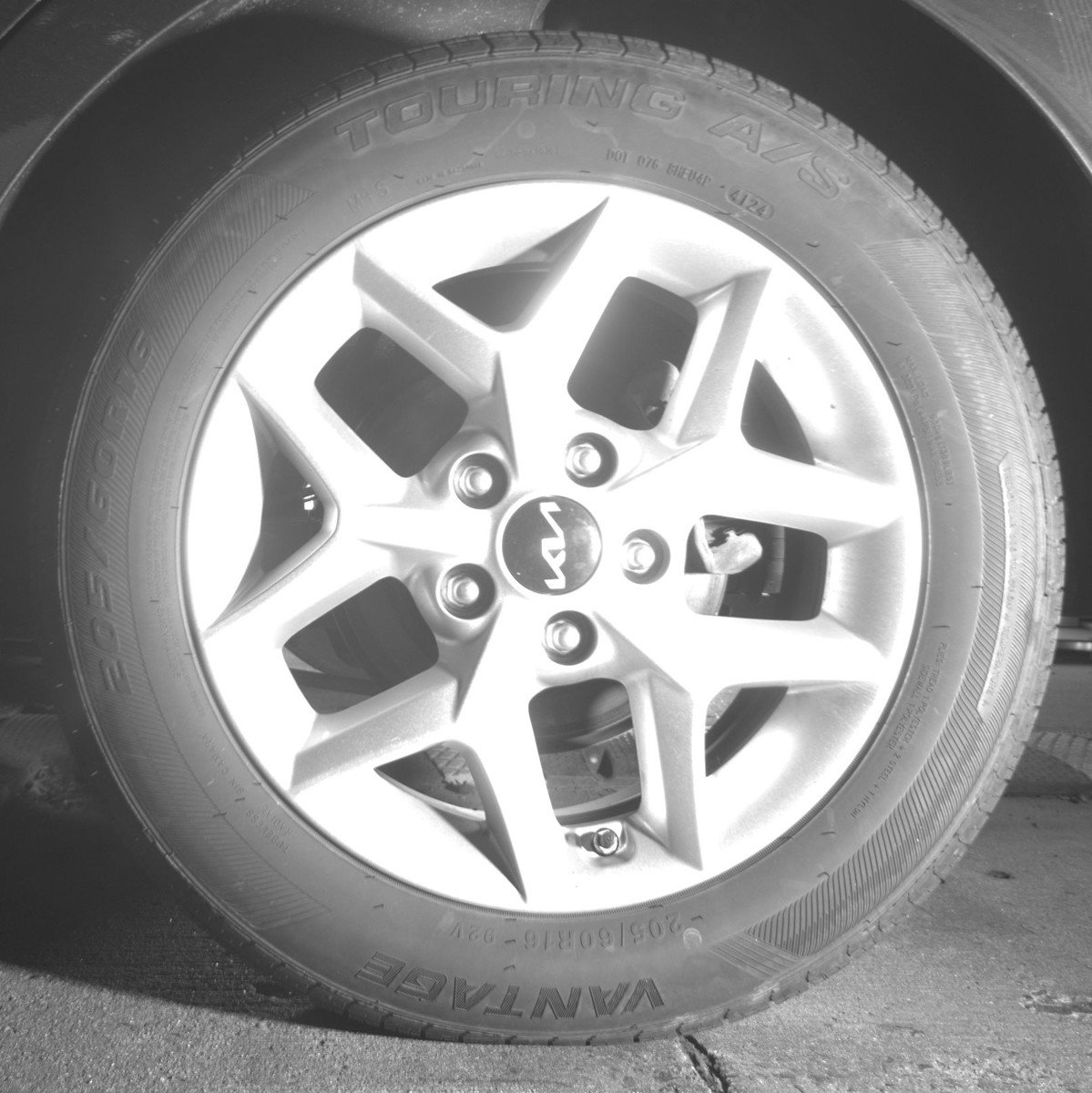 Used 2025 Kia Soul LX w/ LX Technology Package FWD image 21