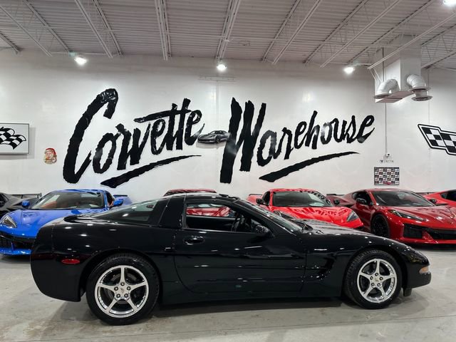Used 2004 Chevrolet Corvette Coupe image 29