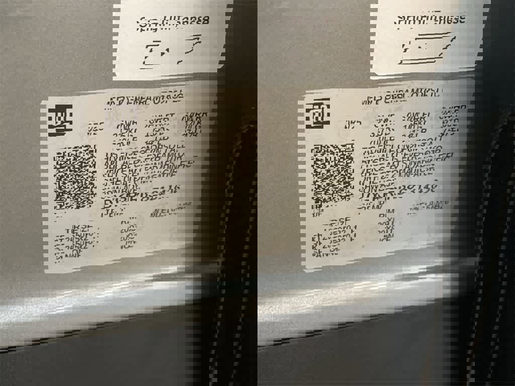 Certified 2025 Cadillac Lyriq Luxury image 29