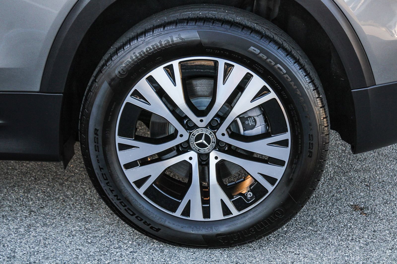 Certified 2024 Mercedes-Benz GLB 250 image 11