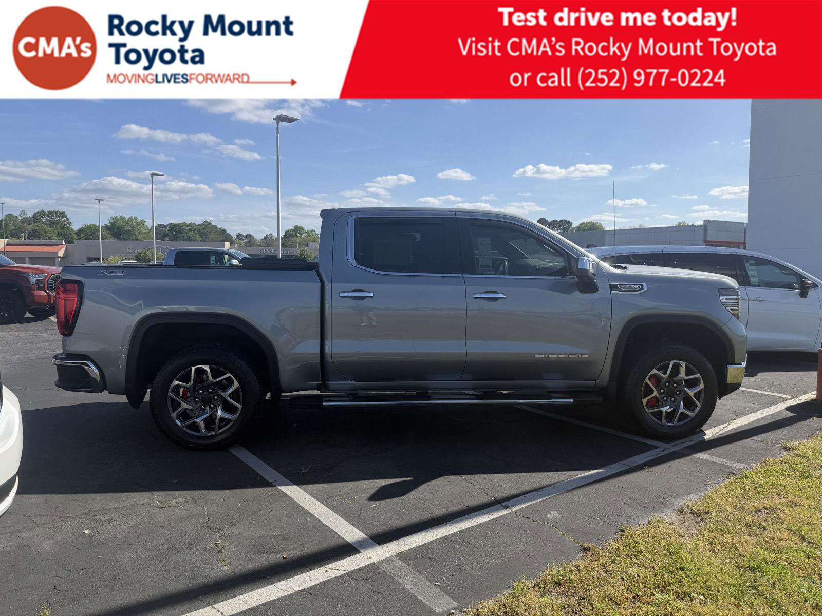 Used 2024 GMC Sierra 1500 SLT w/ SLT Premium Plus Package image 7