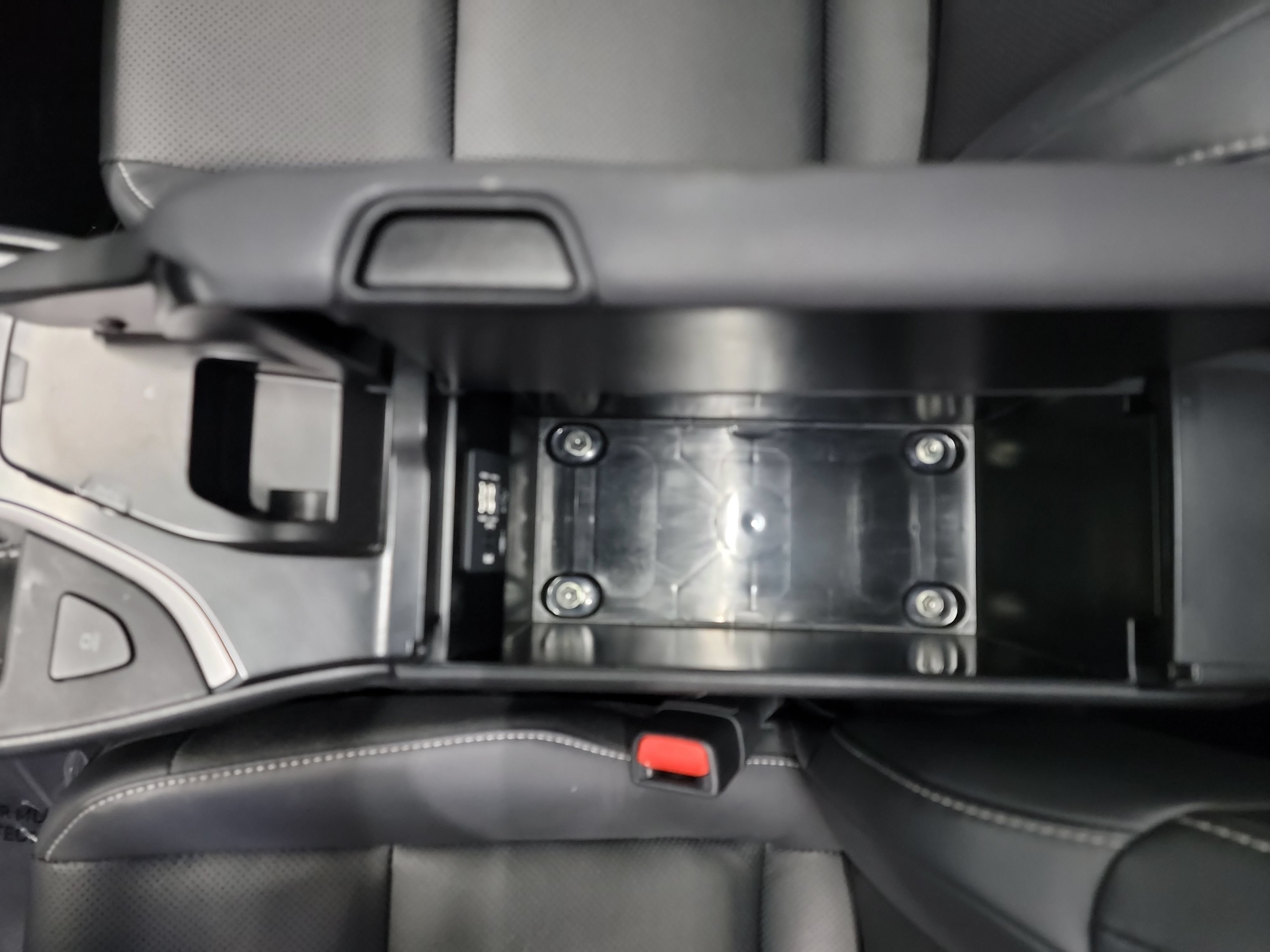 Used 2022 Lexus UX 200 w/ Premium Package FWD image 29