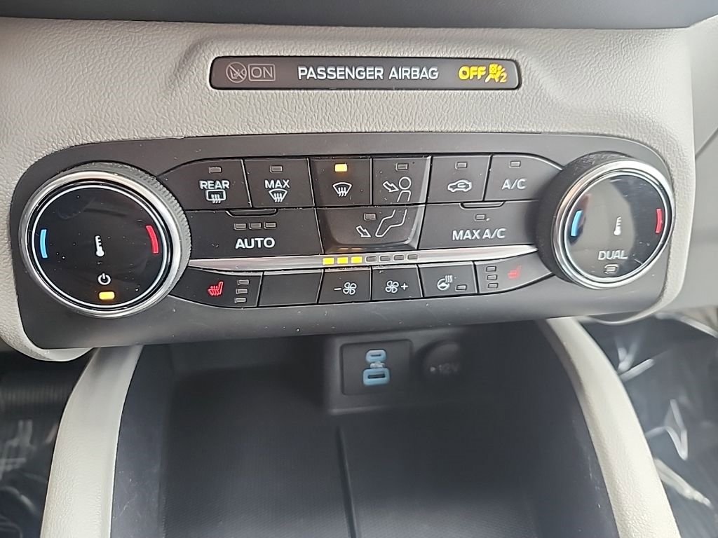 Certified 2023 Ford Escape Active AWD/4WD image 20