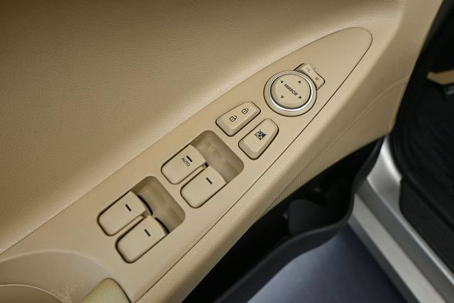 Used 2011 Hyundai Sonata GLS FWD image 14