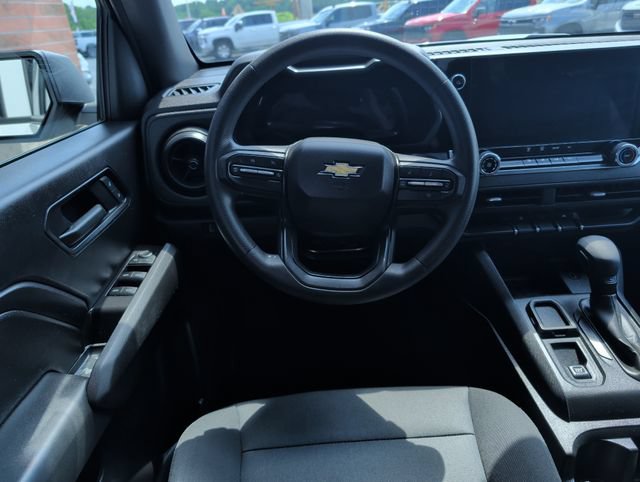 Used 2023 Chevrolet Colorado W/T w/ WT Convenience Package RWD image 3
