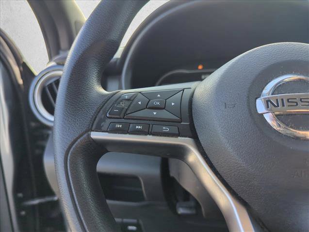 Used 2020 Nissan Kicks SV image 11