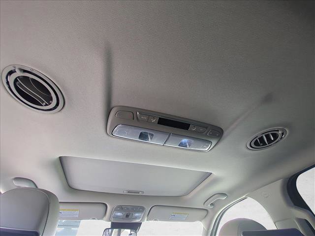 Used 2022 Kia Telluride EX image 19