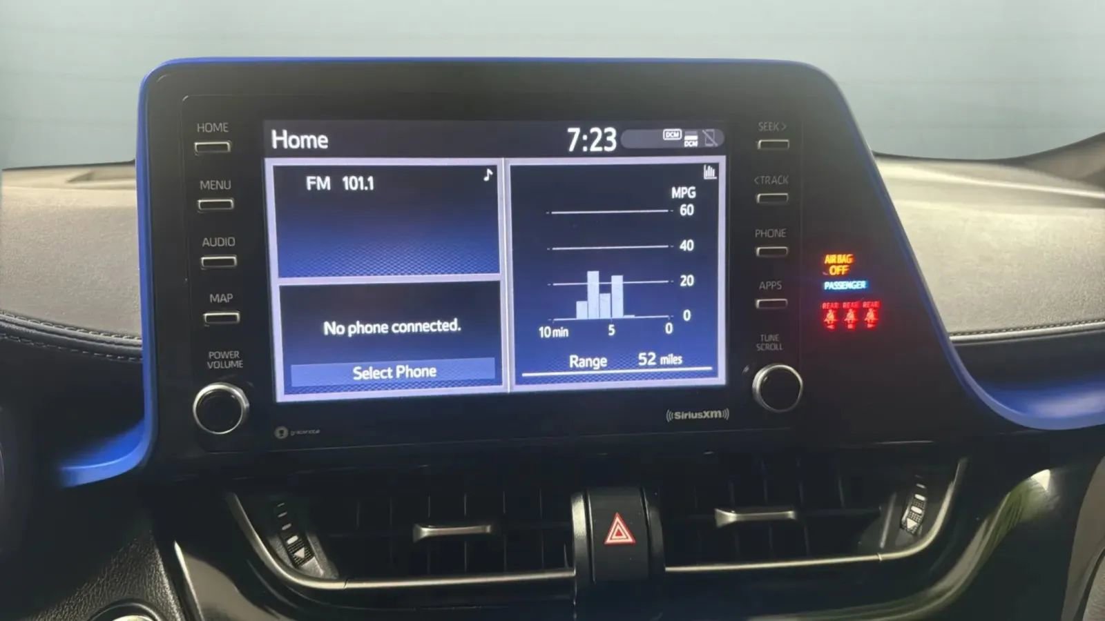 Used 2021 Toyota C-HR XLE FWD image 13