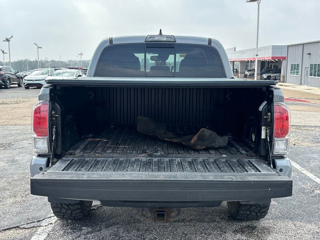 Used 2018 Toyota Tacoma Limited image 6