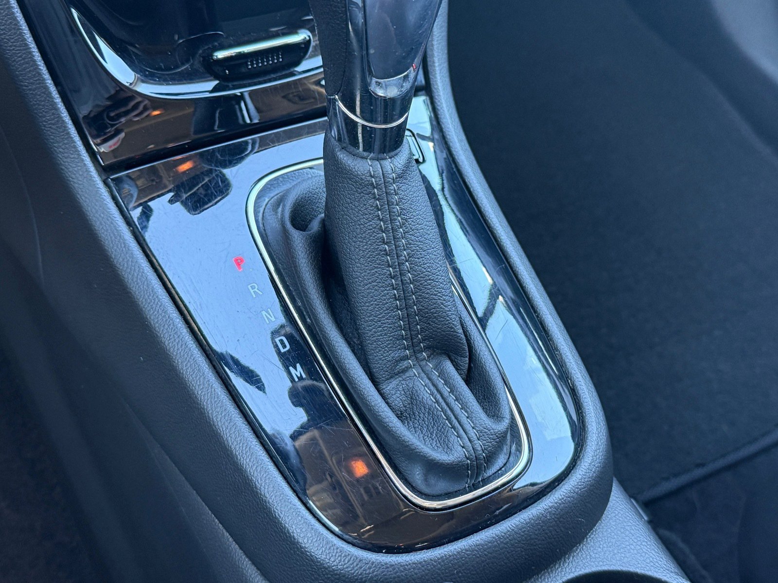 Used 2019 Buick Encore Essence image 22