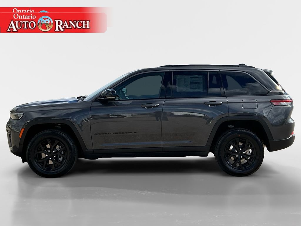 New 2026 Jeep Grand Cherokee Altitude AWD/4WD image 2