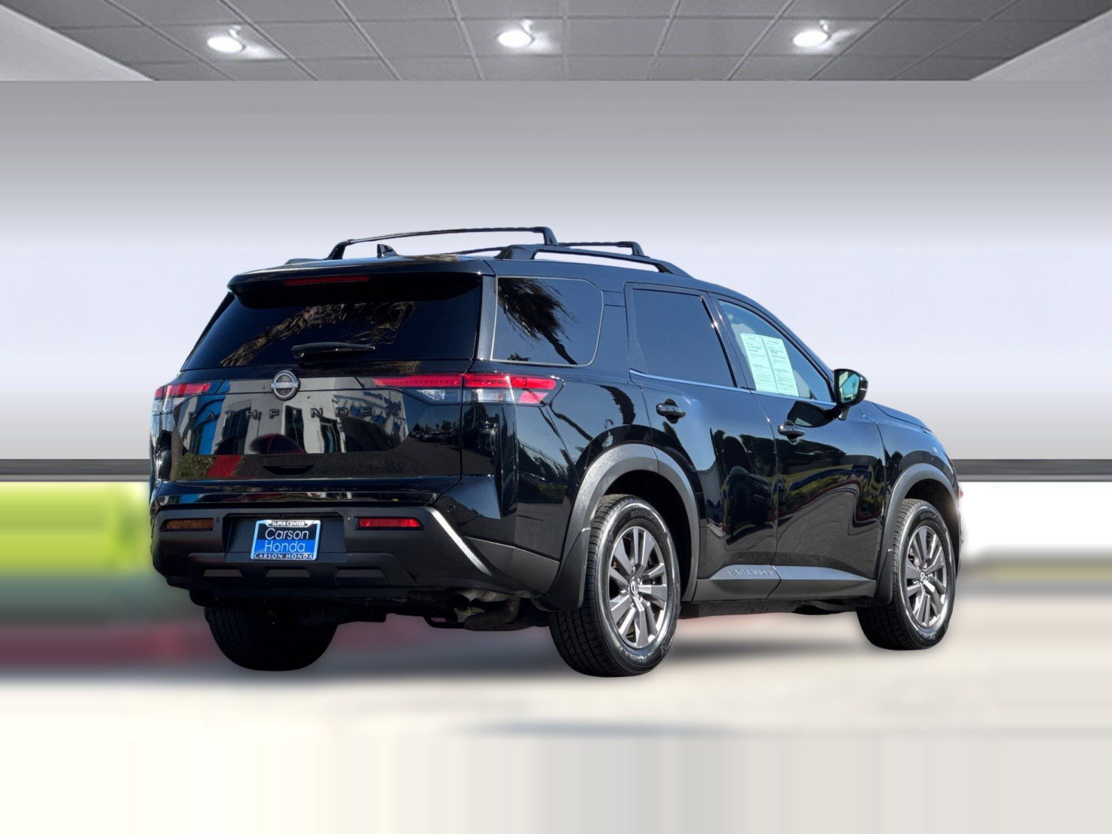 Used 2022 Nissan Pathfinder SV w/ SV Black Package FWD image 9