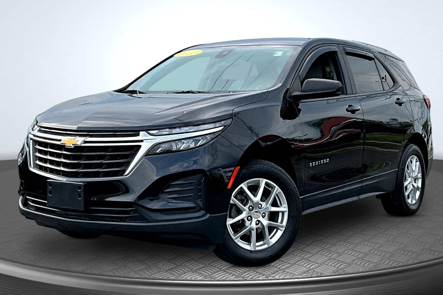 Used 2022 Chevrolet Equinox LS w/ LS Convenience Package