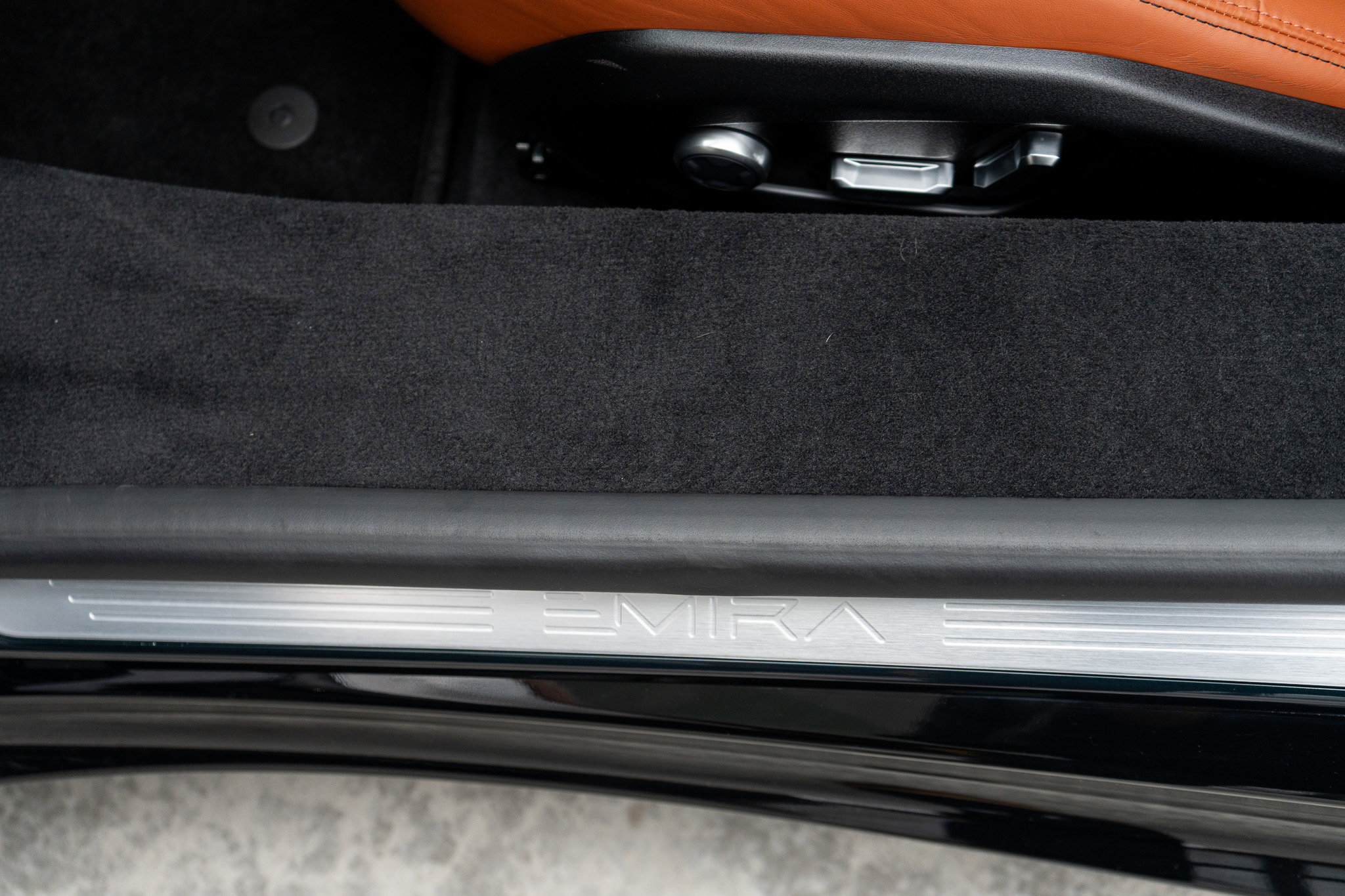 Used 2025 Lotus Emira image 21