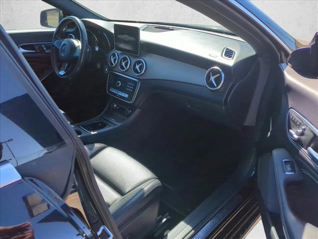 Used 2018 Mercedes-Benz CLA 250 image 20