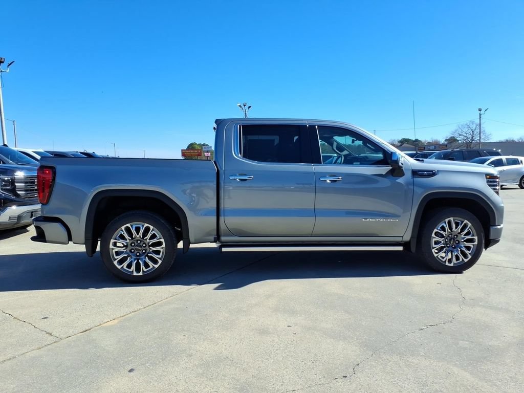 New 2026 GMC Sierra 1500 Denali Ultimate AWD/4WD image 8