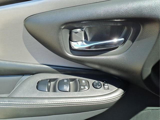 Used 2023 Nissan Murano SV image 11
