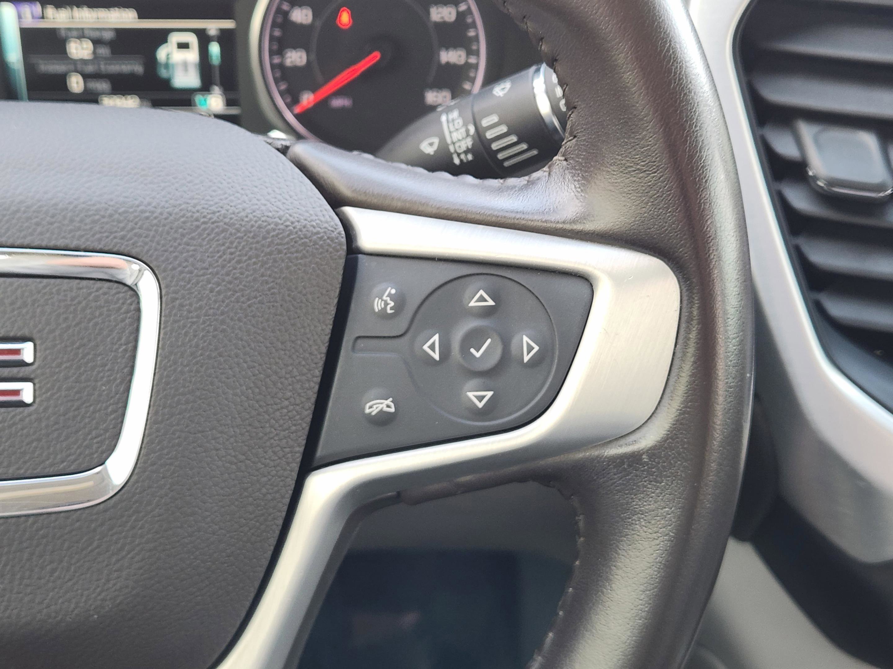 Used 2018 GMC Acadia SLT image 28