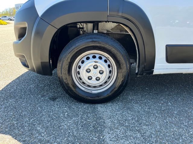 Used 2025 RAM ProMaster 2500 w/ Convenience Group FWD image 10