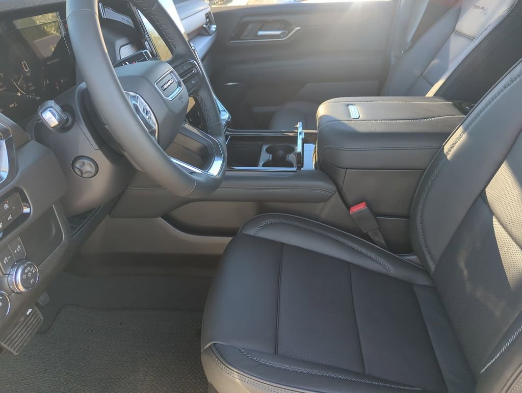 New 2026 GMC Yukon XL Denali image 18