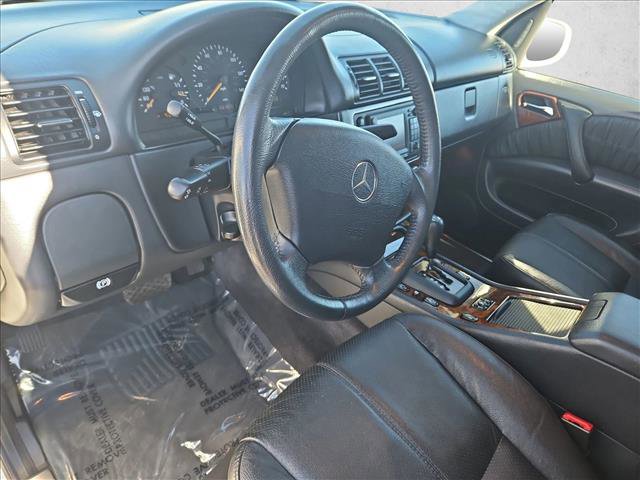 Used 2002 Mercedes-Benz ML 320 4MATIC image 10