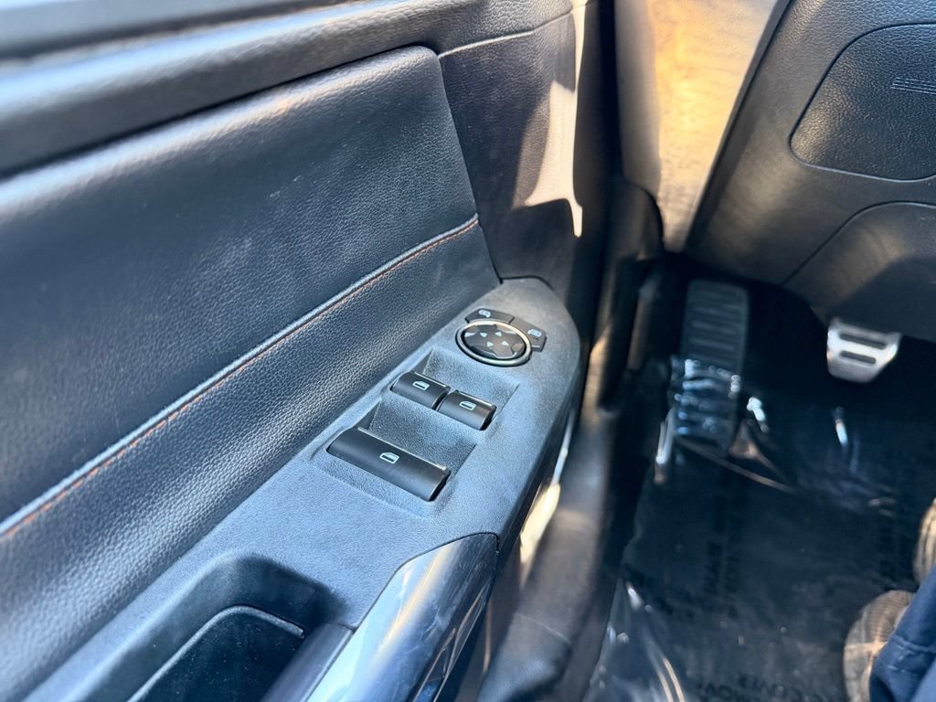Used 2019 Ford Mustang Premium RWD image 23