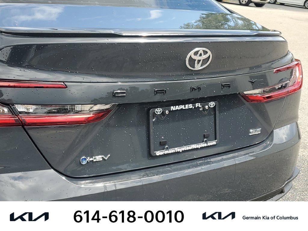 Used 2026 Toyota Camry SE FWD image 16