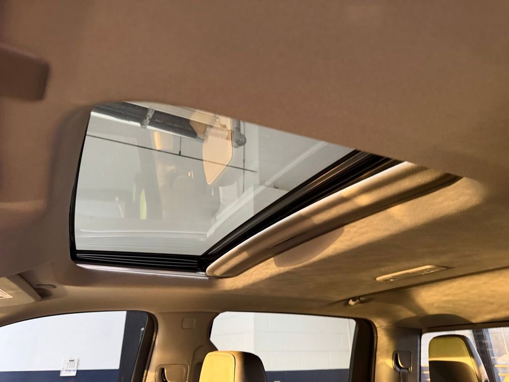 Used 2019 GMC Sierra 1500 SLT w/ SLT Premium Plus Package image 5