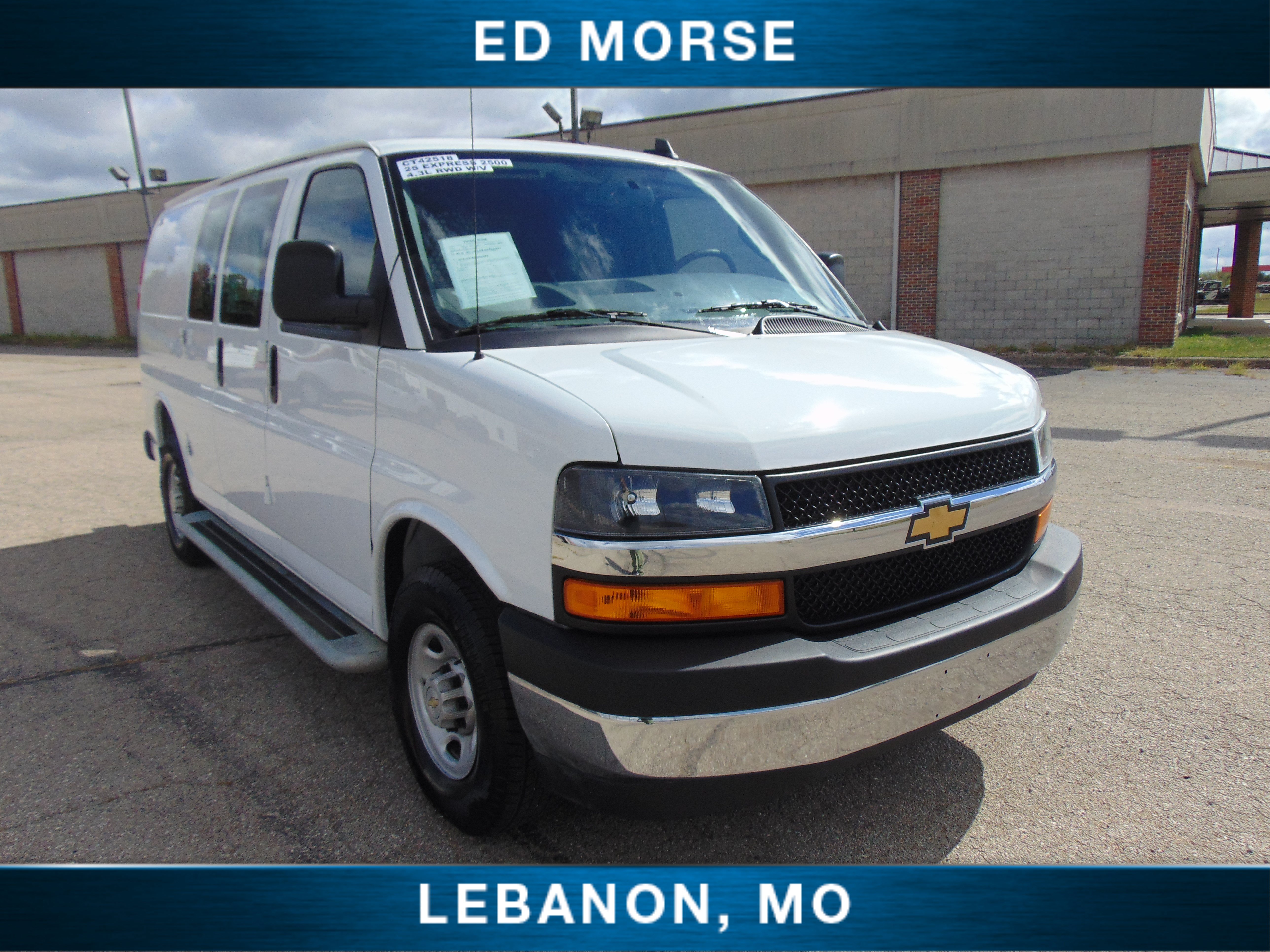 Certified 2025 Chevrolet Express 2500 w/ Driver Convenience Package RWD image 3