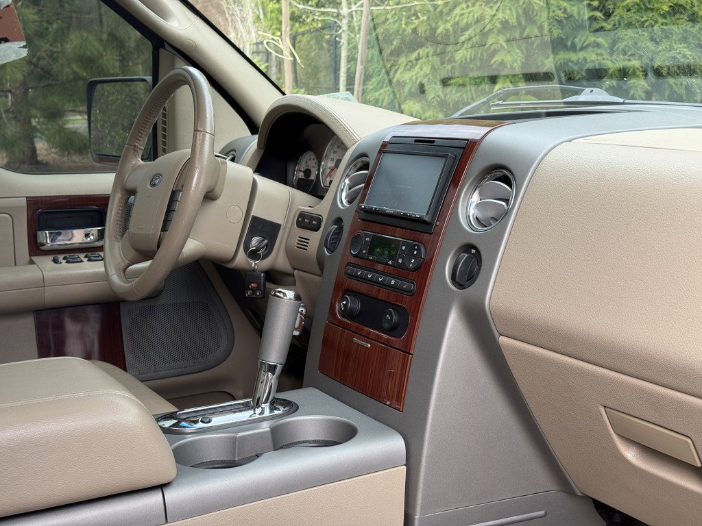 Used 2006 Ford F150 XLT AWD/4WD image 17