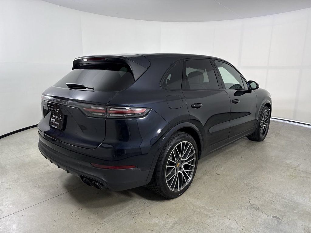 Certified 2023 Porsche Cayenne S Platinum AWD/4WD image 7
