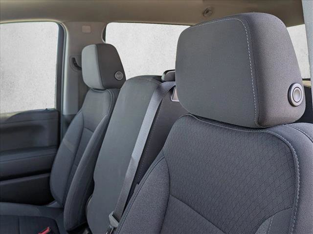 Used 2022 Chevrolet Silverado 1500 LT AWD/4WD image 14