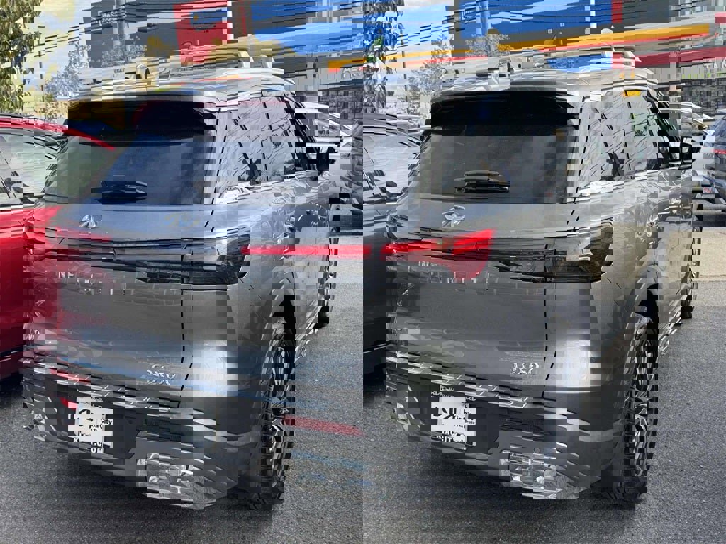Used 2022 INFINITI QX60 Sensory w/ Vision Package image 7