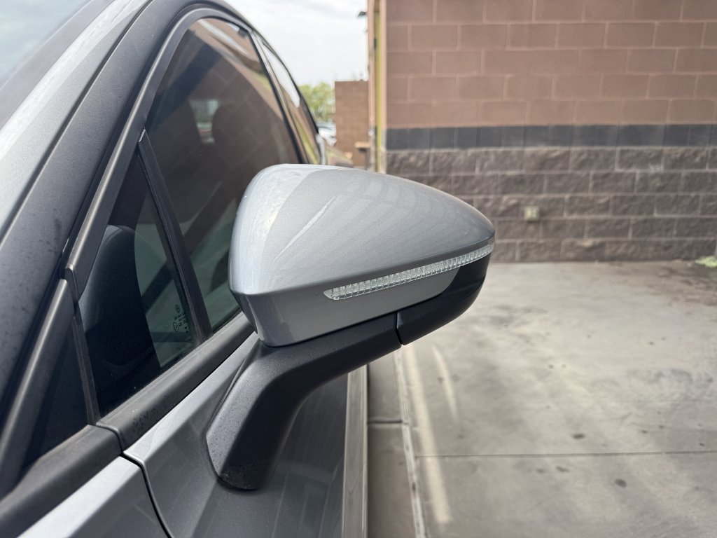 Used 2023 Volkswagen ID.4 Pro image 12