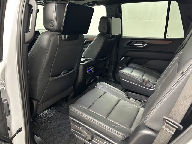 Used 2025 GMC Yukon Denali w/ Denali Reserve Package AWD/4WD image 15