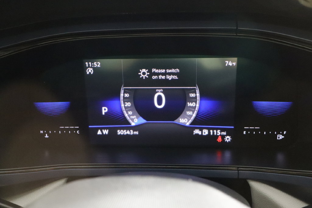Used 2023 Volkswagen Taos SE FWD image 11