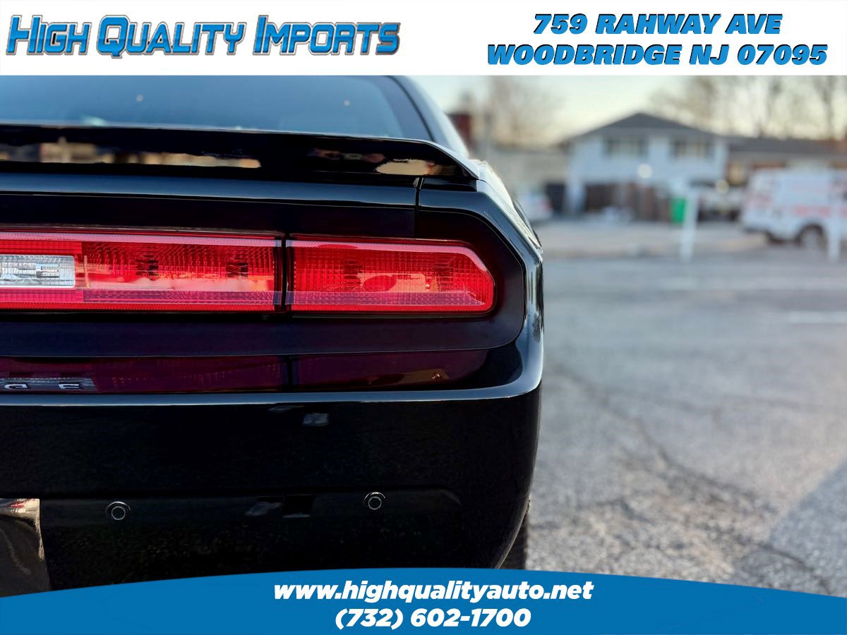 Used 2013 Dodge Challenger R/T Plus image 11