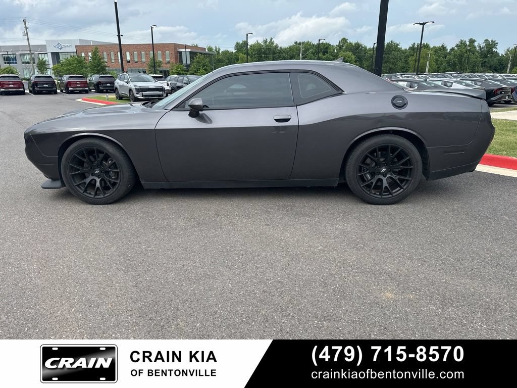 Used 2018 Dodge Challenger R/T Scat Pack w/ Leather Interior Group RWD image 4