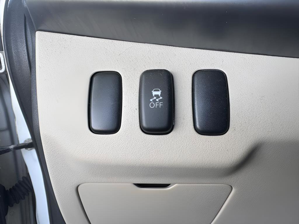 Used 2011 Mitsubishi Lancer ES FWD image 22