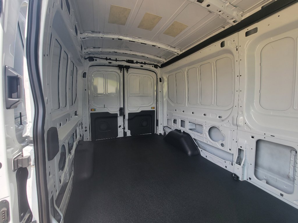 New 2025 Ford Transit 250 148 Medium Roof image 28