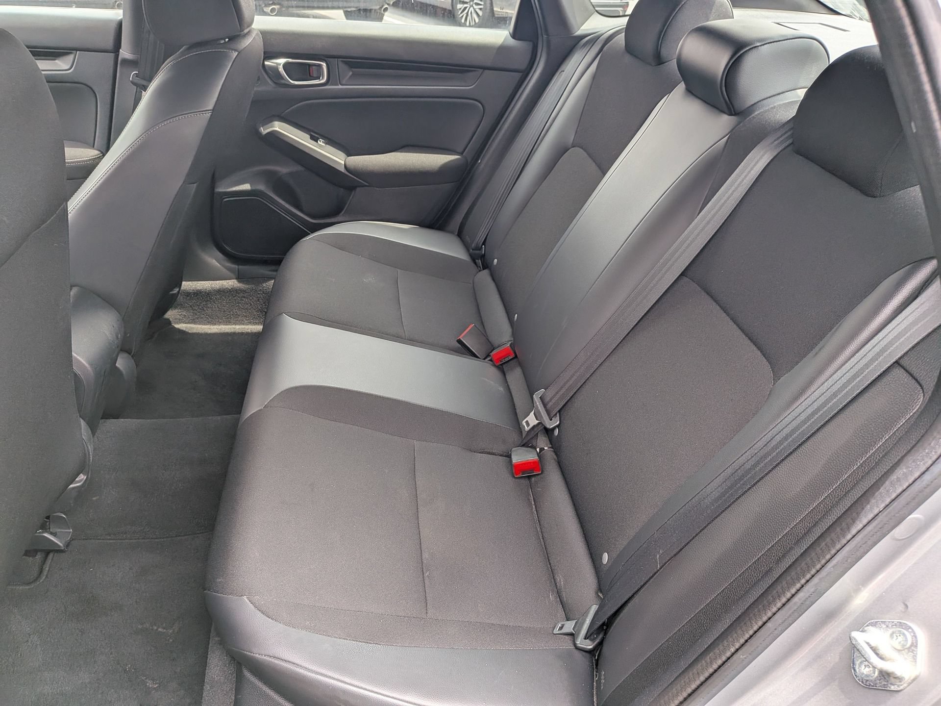Used 2023 Honda Civic Sport image 16