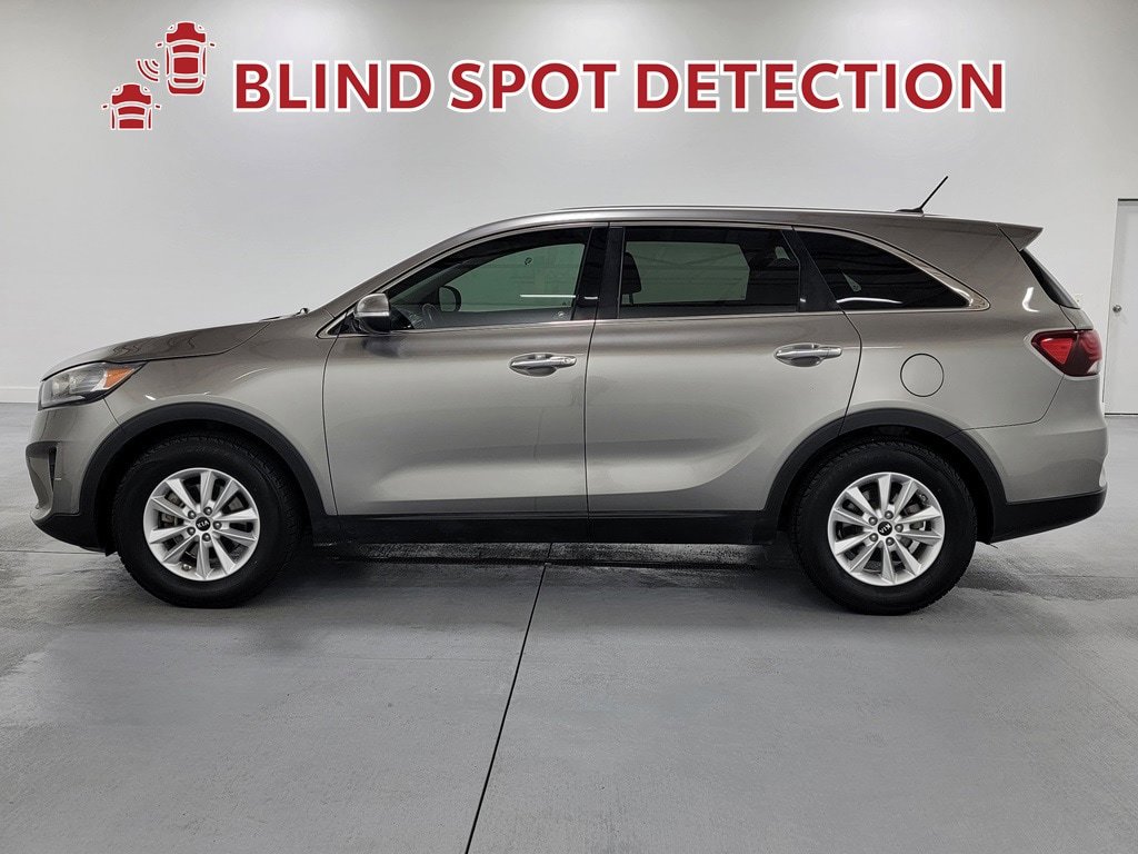 Used 2019 Kia Sorento LX image 5
