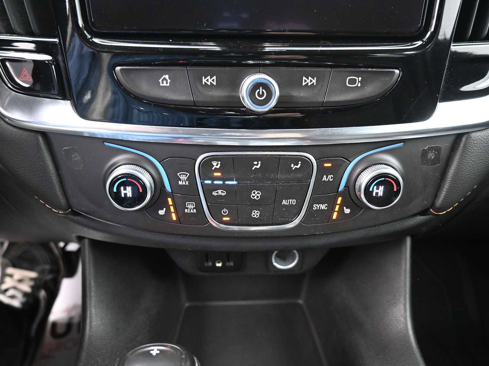 Used 2018 Chevrolet Traverse LT w/ LPO, Floor Liner Package image 9