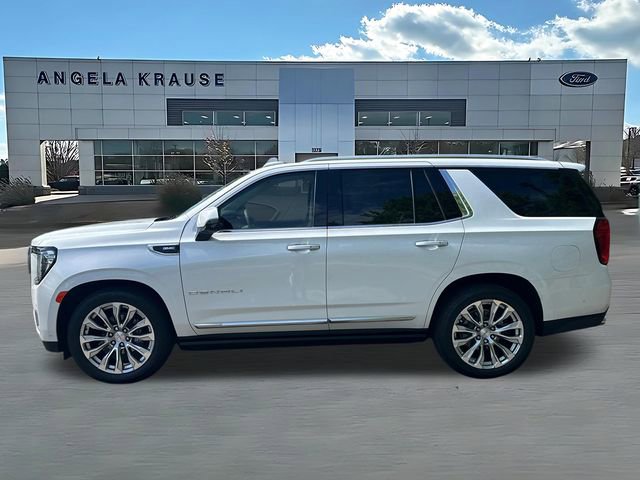 Used 2024 GMC Yukon Denali w/ Denali Reserve Package RWD image 4