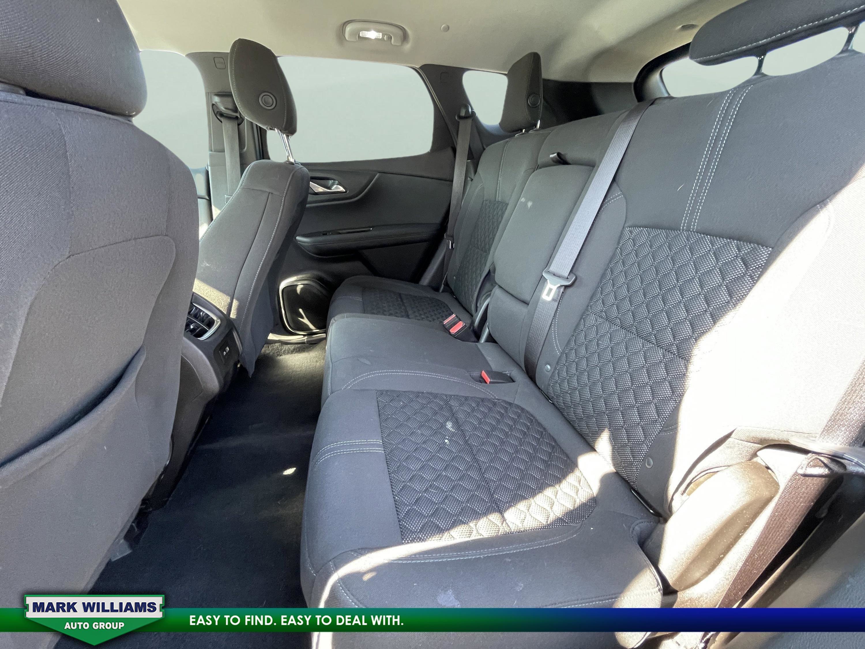 Used 2023 Chevrolet Equinox RS w/ LPO, Floor Liner Package image 14