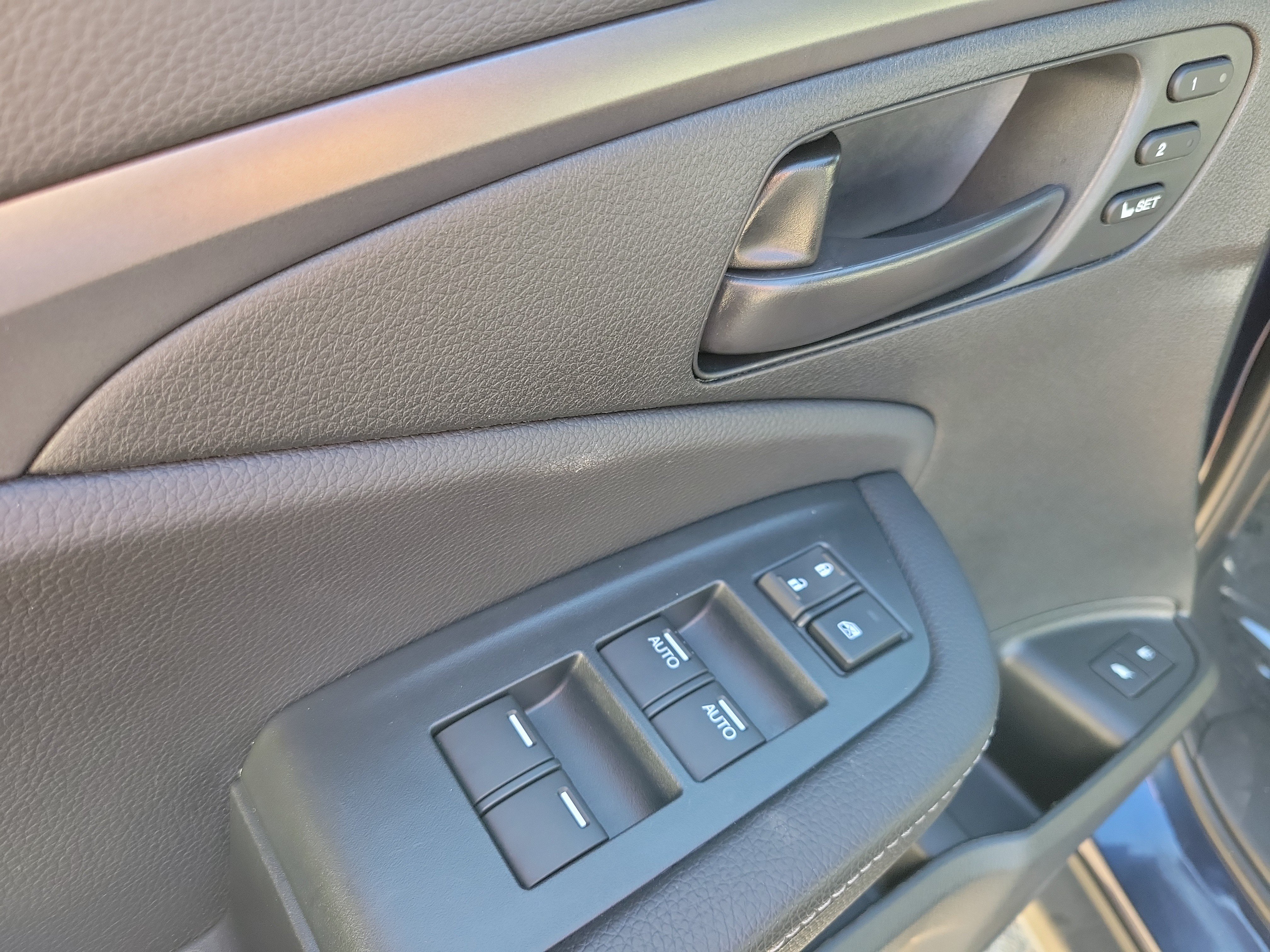 Used 2023 Honda Passport EX-L image 23