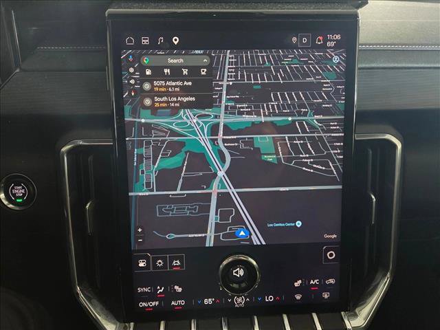 Used 2025 GMC Acadia Elevation FWD image 12
